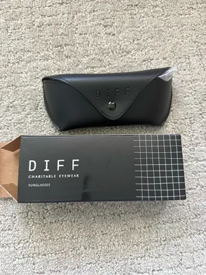 DIFF Eyewear Indy Rectangular Sunglasses Reddish Pink New in Box thumbnail 6