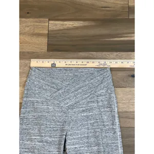 Victoria’s Secret PINK Gray Leggings – Size L thumbnail 2