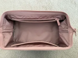 BEIS Dopp Kit thumbnail 3
