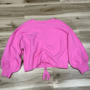 Le Lis Comfortable Fuzzy Sweater with Back Ruching Pink Women’s Medium thumbnail 5