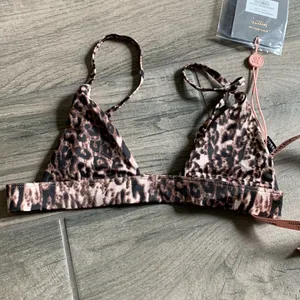House of cb leopard bikini top thumbnail 2
