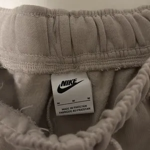 Nike Sweatpants thumbnail 5