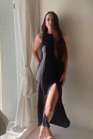 Vintage black midi dress with high slits 🖤 thumbnail 6