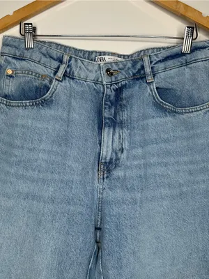 Zara High Rise Raw Hem Straight Leg Jeans Light Wash Size 12 thumbnail 4