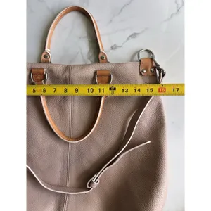 Pulicati Italian Leather Tote Bag Taupe Beige Convertible Crossbody Purse thumbnail 5
