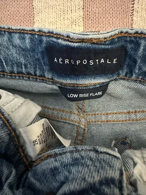 Aeropostale Ripped Flare Jeans Low-Rise thumbnail 2