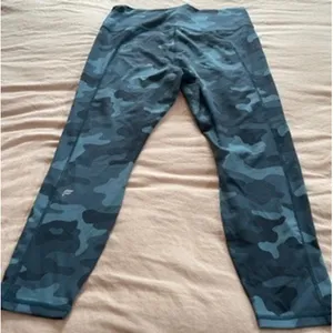 Fabletics PowerHold High Waisted Camo Leggings Blue Grey 1X NEW thumbnail 8