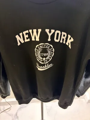 SHEIN Black New York Brooklyn Graphic Crewneck Sweatshirt thumbnail 2