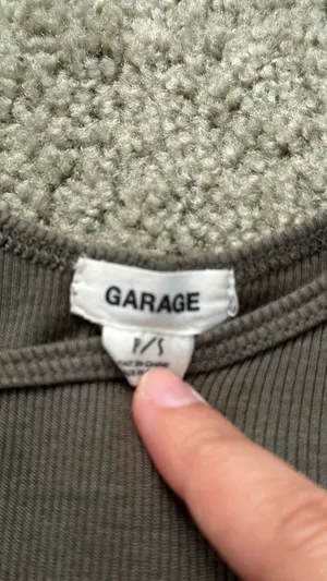 Garage Tank thumbnail 3