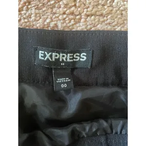 EXPRESS Black A-Line Midi SKIRT with Sheer Panel Details Size XS NWOT thumbnail 3