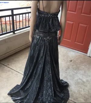 Elegant Black Beaded Peplum Evening Gown thumbnail 11