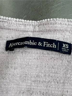 Abercrombie and Fitch Women’s Purple Crop Top - Size XS - VGUC thumbnail 3