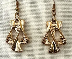 Gold tone drop earrings thumbnail 1