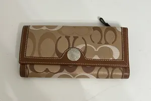 Coach Wallet thumbnail 1