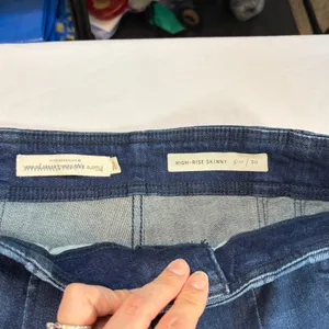 NWT Pilcro womens high rise skinny dark wash jeans. Size 30 ankle. no distress thumbnail 5