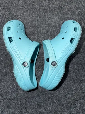 CROCS Classic Light Blue Slip-On Clogs thumbnail 3