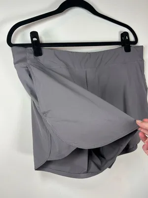 Athleta Brooklyn Shorts Silver Bells Gray Pockets Activewear Travel Hiking Sz 14 thumbnail 4