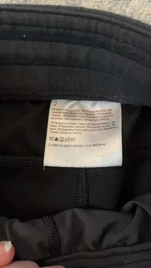 Lululemon Shorts black thumbnail 3