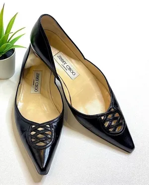 Jimmy Choo Black Leather Pointed Toe Lattice Cutout Flats Size 35 Made in Italy thumbnail 1