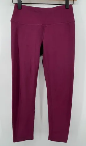 Yogalicious Women XS Mid-Rise Capri‎ Legging Maroon Stretch Athleisure Yoga Gym thumbnail 1