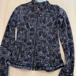 Lululemon align jacket thumbnail 1
