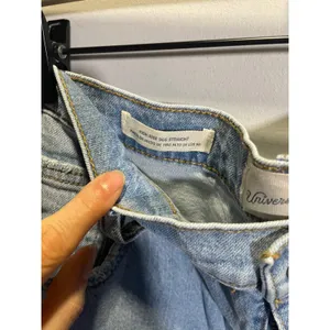 Universal Thread Jeans Women 14 Light Blue High Rise 90s‎ Straight Raw Hem Denim thumbnail 4