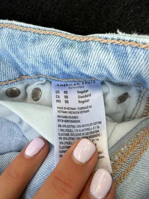 American Eagle Jeans thumbnail 2
