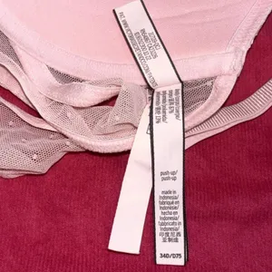 Victoria's Secret Peach Front Close Lace Push Up Underwired Bra Women's Size 34D thumbnail 8