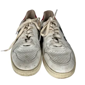 Veja Athletic Shoes‎ thumbnail 2