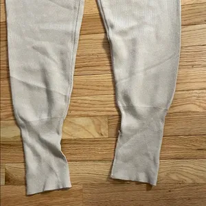 Zara Light Beige joggers thumbnail 4