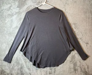 Lululemon‎ Lifted Balance Long Sleeve Heathered Gray 6 High Neckline Draped Hem thumbnail 1