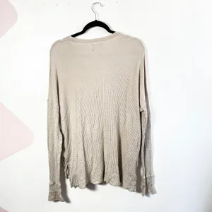OFFLINE by Aerie Henley Top Size M Beige Waffle Knit Thumbhole‎ Oversized thumbnail 2