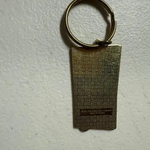Vintage Coca Cola Las Vegas Keychain 1997 thumbnail 2
