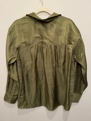 Pilcro Anthropologie Olive Green Metallic Satin Popover Blouse Size Medium thumbnail 4