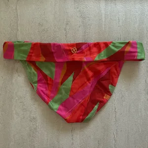 {Vix} Brand New Cherish Bia Tube Full Bikini Bottoms thumbnail 8