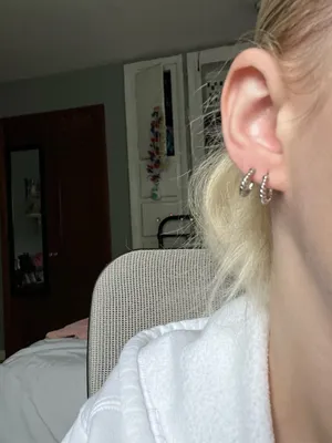 different silver small hoop earrings thumbnail 2
