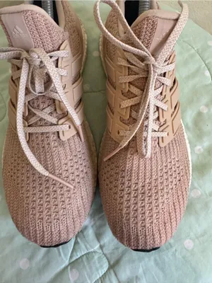 Adidas Ultraboost 4.0 sneakers in the "Ash Pearl size 9.5 thumbnail 5