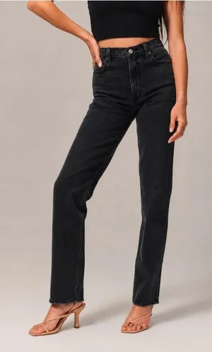 Abercrombie & Fitch Curve Love 90s Straight Ultra High Rise Jeans Size 26 Black thumbnail 1