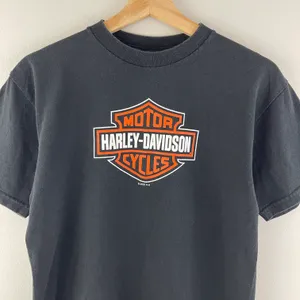 Harley Davidson Vintage Y2K Black Orange Large Emblem Logo Moto Graphic Tee thumbnail 3