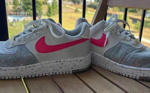 Nike Air Force 1 White and Pink Sneakers 8.5 W thumbnail 8