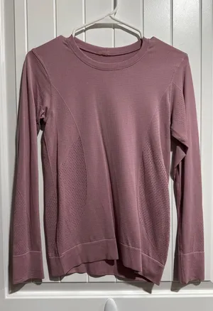 Lululemon Swiftly Tech thumbnail 1
