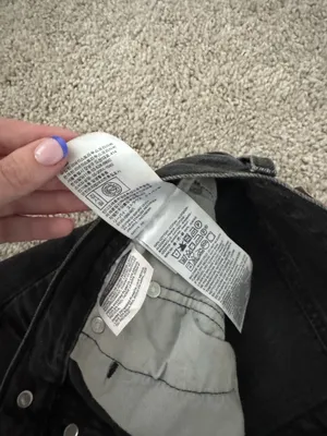 Levi’s 501 Black Denim Shorts thumbnail 4
