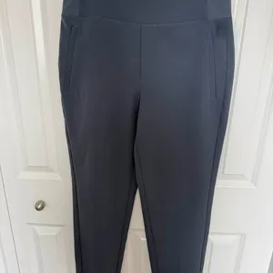 Athleta Endless High rise  Pant Size 6P Ash color thumbnail 2