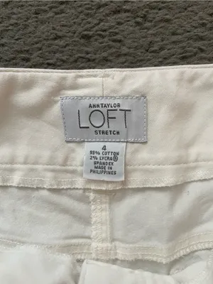 LOFT White Cropped Capris with Triple-Button Waist thumbnail 3