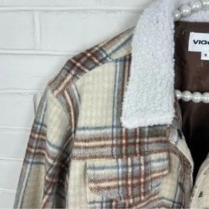 Vigoss Plaid Faux Shearling Collar Crop Trucker Jacket Size M thumbnail 8