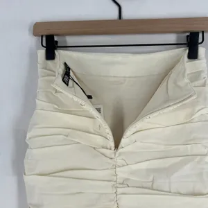 Zara Mini Skirt Womens Small Off White Stretch Ruched Everyday Wear Classic‎ thumbnail 3