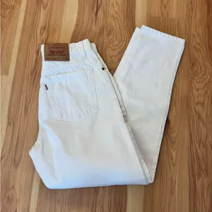 1996 Vintage Levi’s 551 Relaxed Fit Jeans thumbnail 2