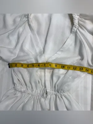 ASOS white solid v neck ballon sleeve blouse. Elastic waist. Size 6 thumbnail 7