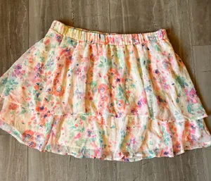 LC Lauren Conrad ruffle skirt floral thumbnail 1