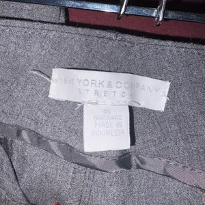 New York & Company Grey Dress Pants thumbnail 5